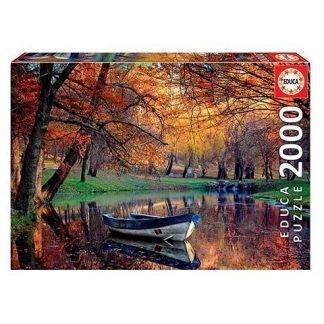 2000 Barca en el Lago