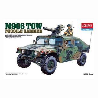 Vehículo M966 Hummer with Tow  1:35