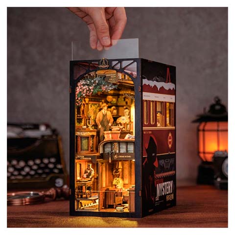 Train Mystery Case - Imagen 3