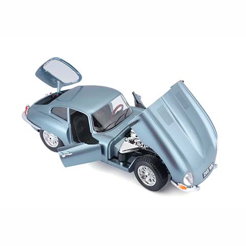 Jaguar Type "E" Coupe 1961 1:18 Azul - Imagen 2